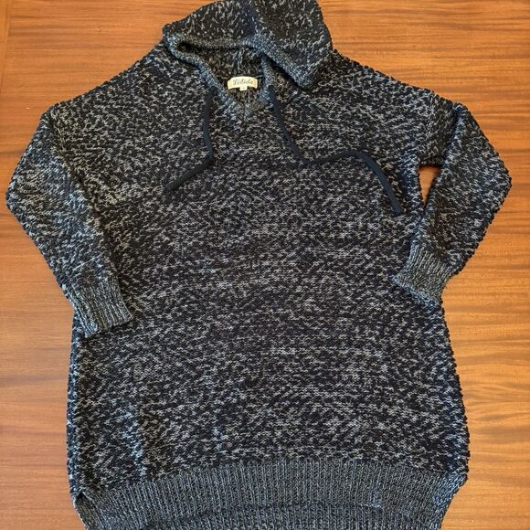 Listicle Sweater Womens Small Black White Pullover Oversize Hoodie‎ Drawstring - Picture 1 of 5